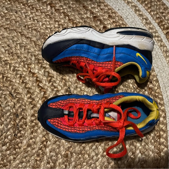 Used air max 95 size 12c - Picture 1 of 1